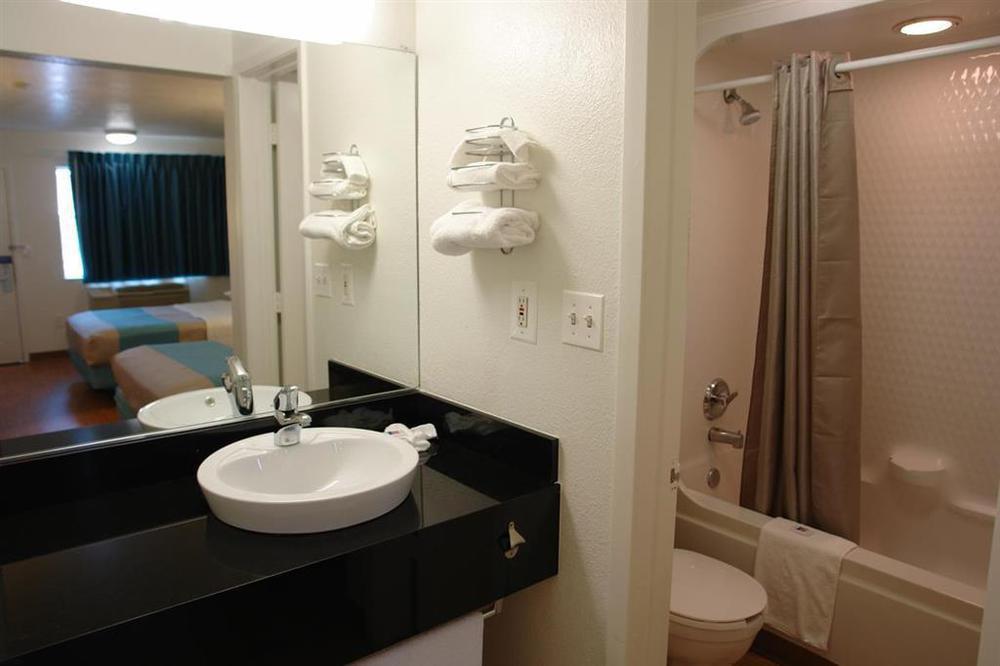 Motel 6-Webster, Tx - Houston - Nasa Lake Quarto foto
